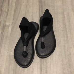 Sanuk Women’s Yoga Sling sandals